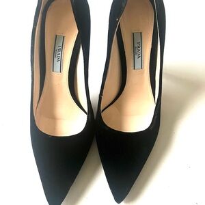 PRADA - black velvet heels SZ 37
